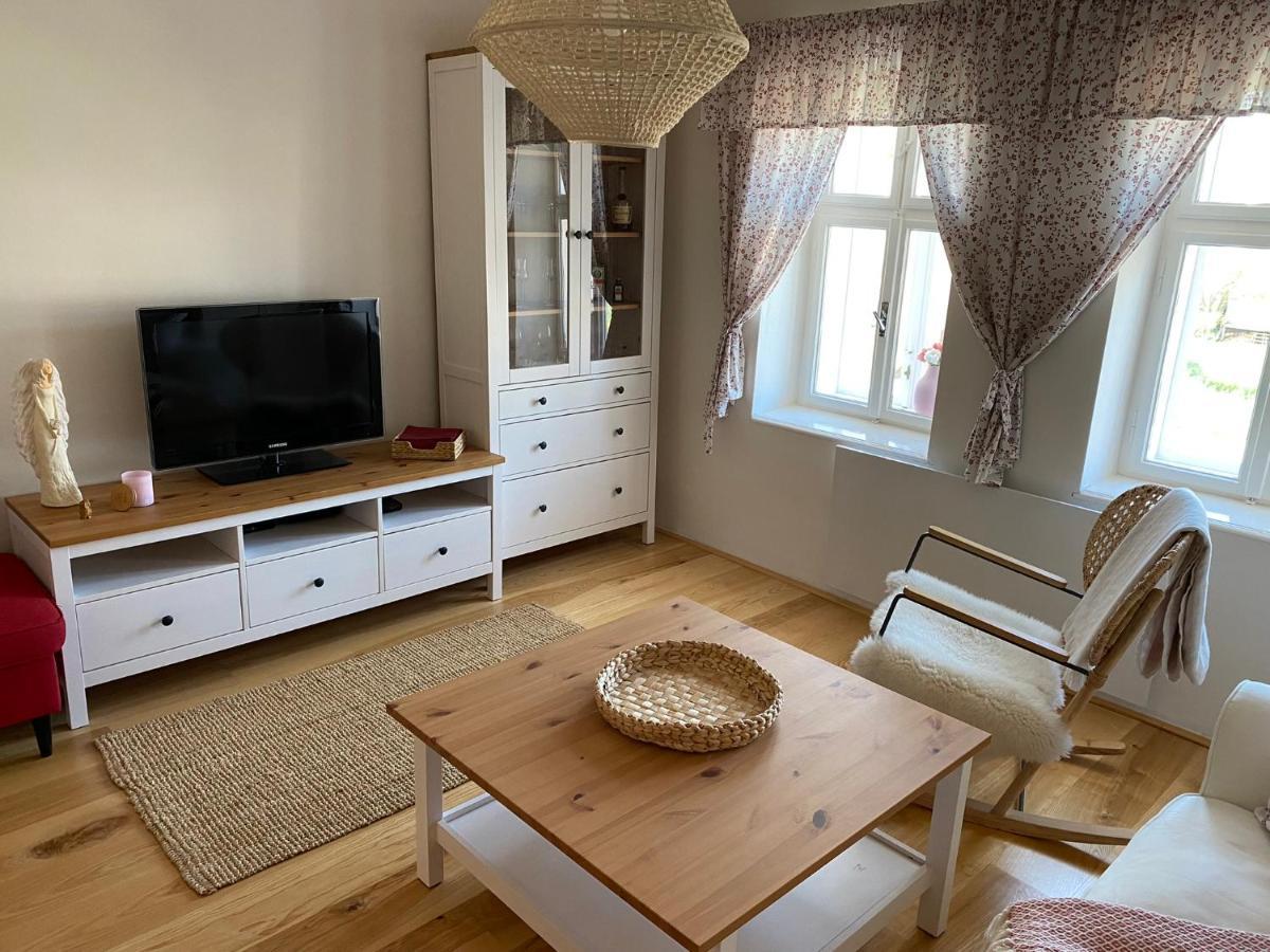 Villa Nad Slovackym Sklipkem à Tupesy Extérieur photo